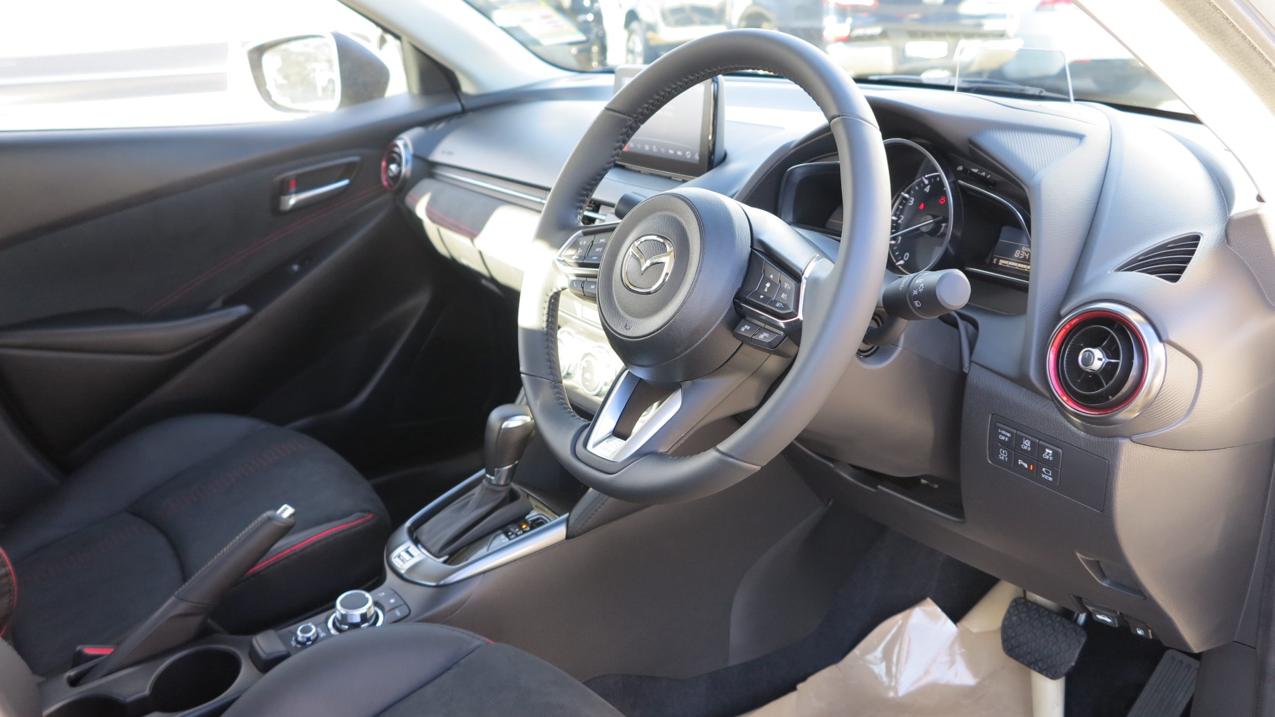 2026 Mazda 2 G15 GT Sedan 4dr SKYACTIV-Drive 6sp 1.5i - Image 3