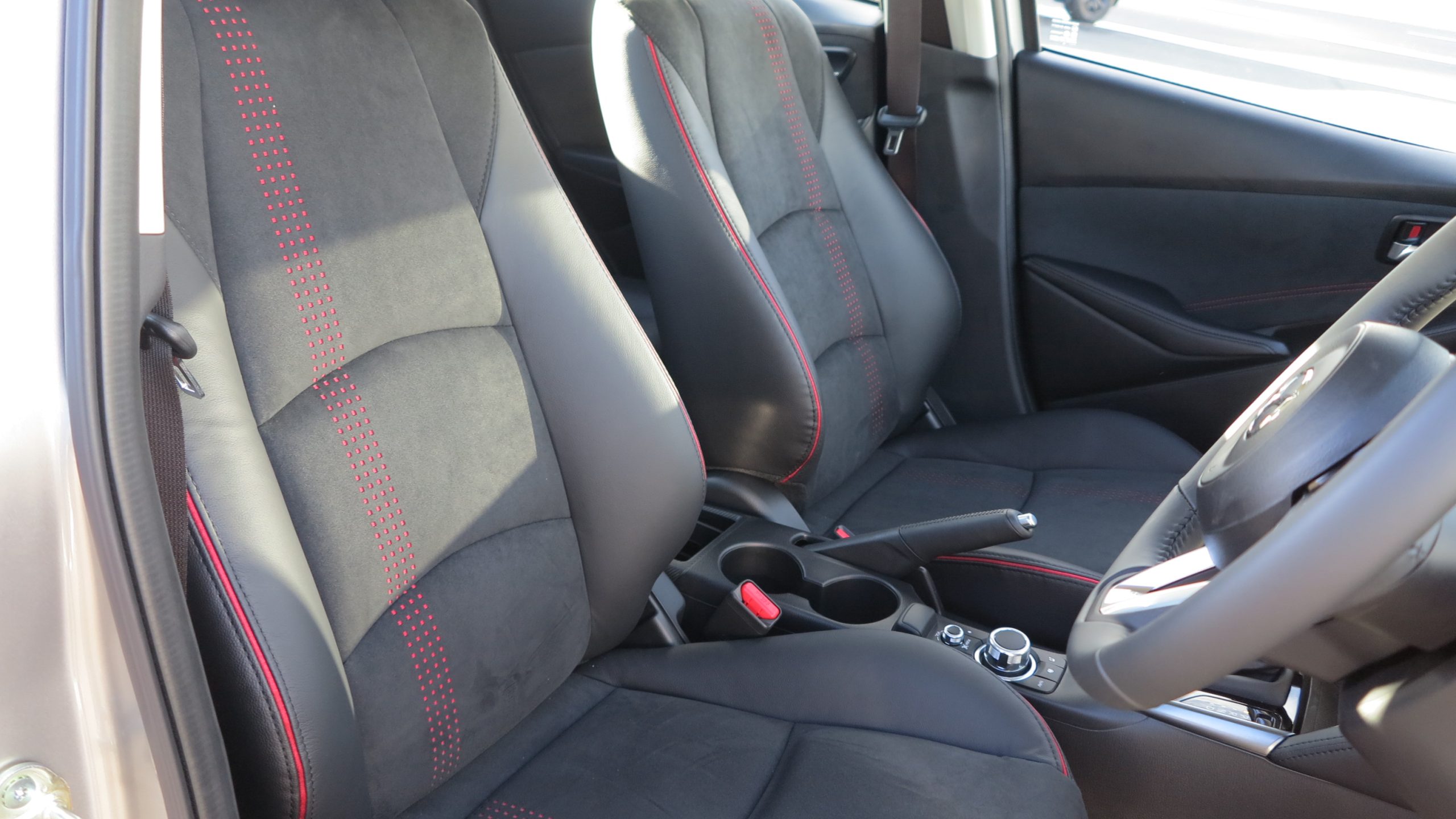 2026 Mazda 2 G15 GT Sedan 4dr SKYACTIV-Drive 6sp 1.5i - Image 7
