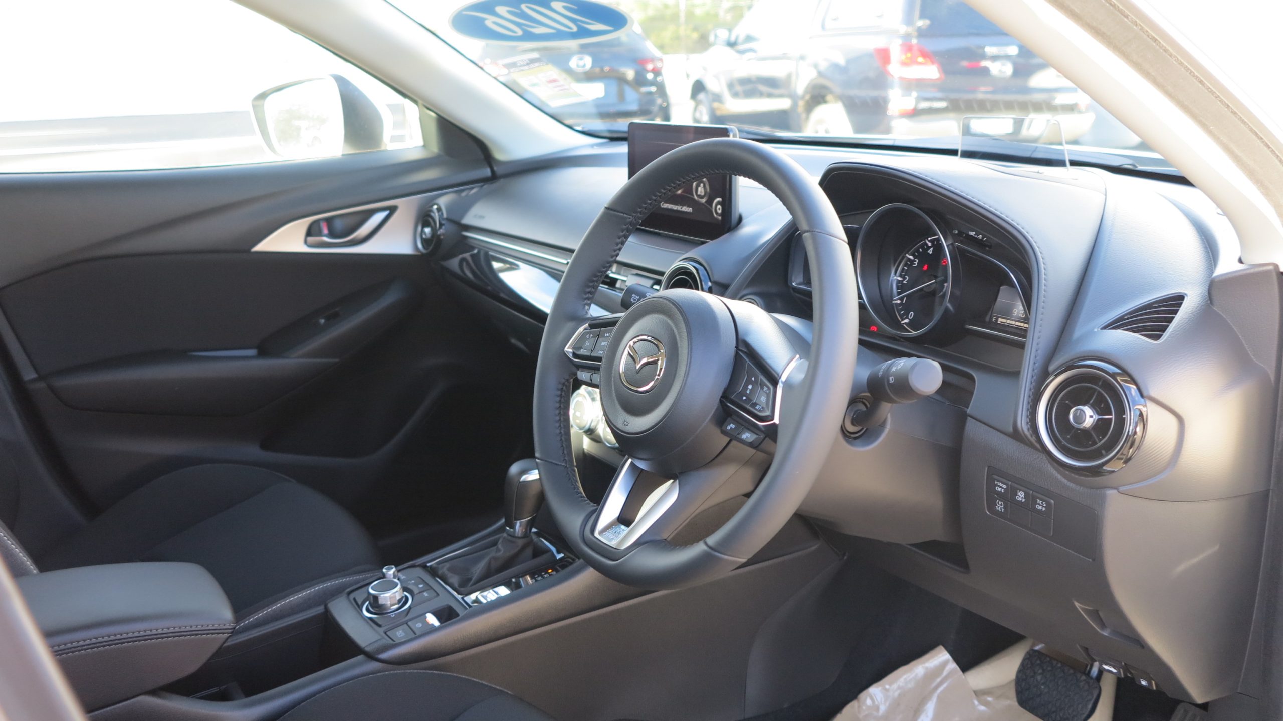 2026 Mazda CX-3 G20 Pure Wagon 5dr SKYACTIV-Drive 6sp FWD 2.0i - Image 3