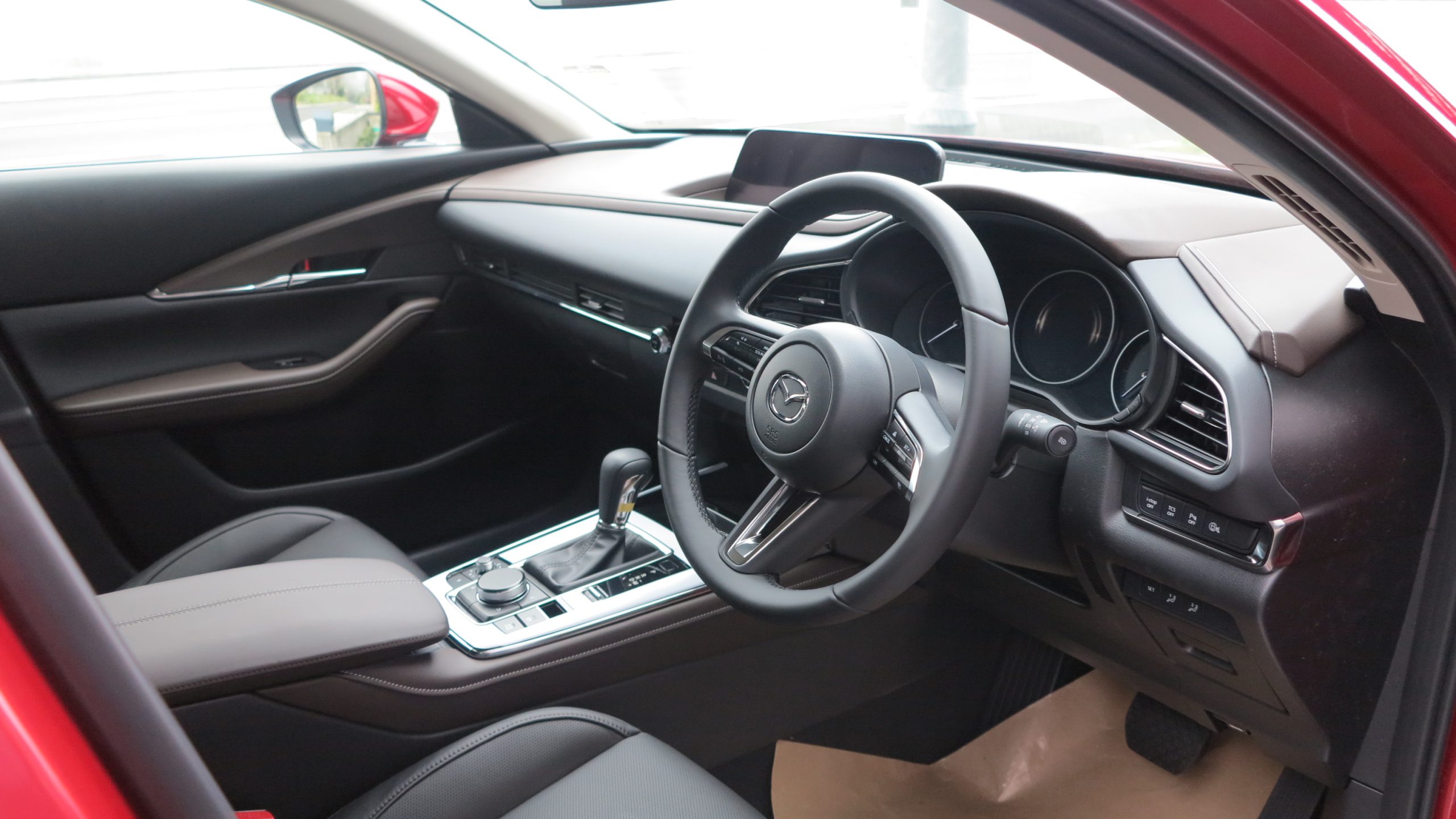 2026 Mazda CX-30 G25 Touring Wagon 5dr SKYACTIV-Drive 6sp 2.5i - Image 3