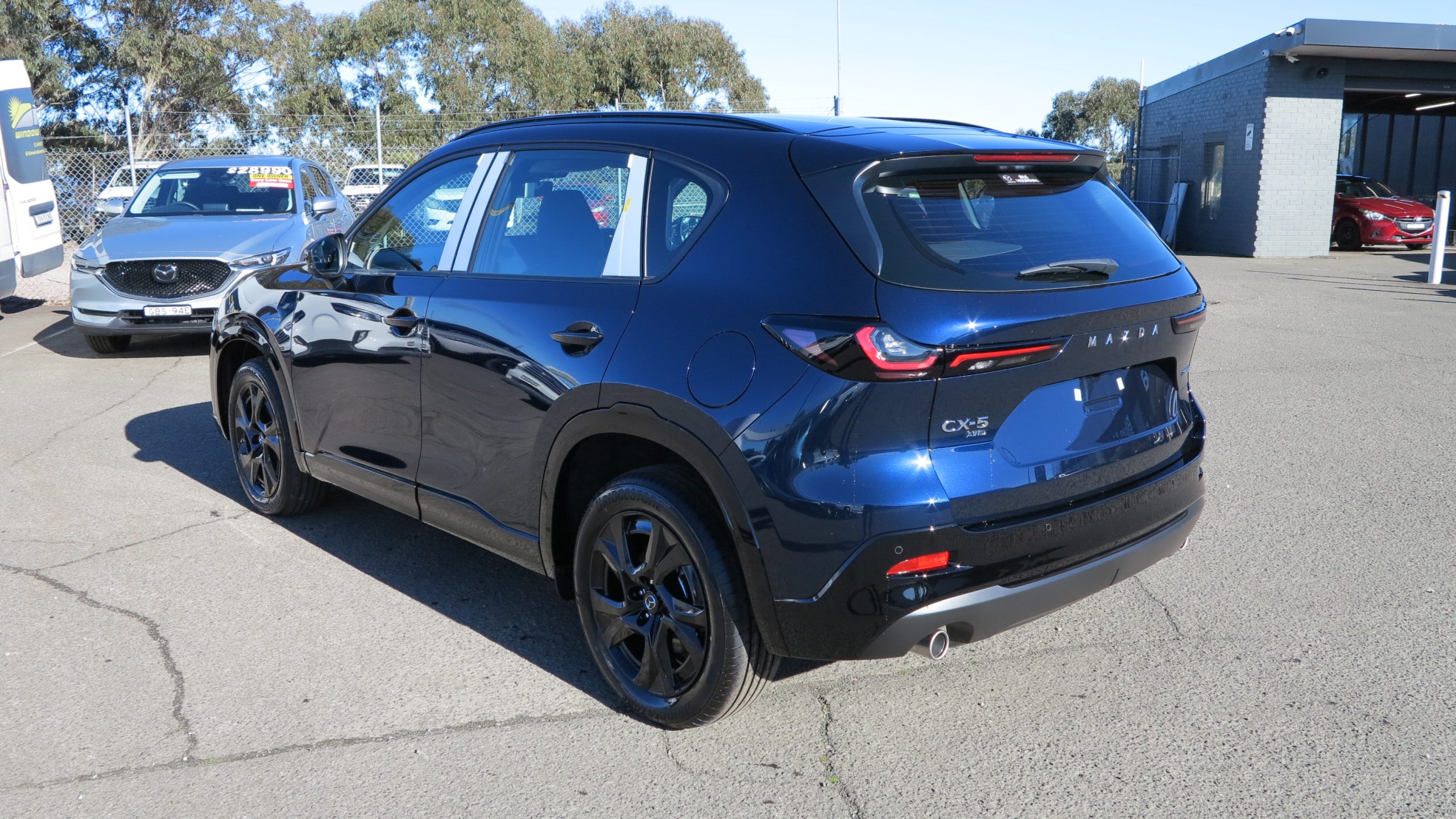 2026 Mazda CX-5 G25 Akera Wagon 5dr SKYACTIV-Drive 6sp i-ACTIV AWD 2.5i - Image 5