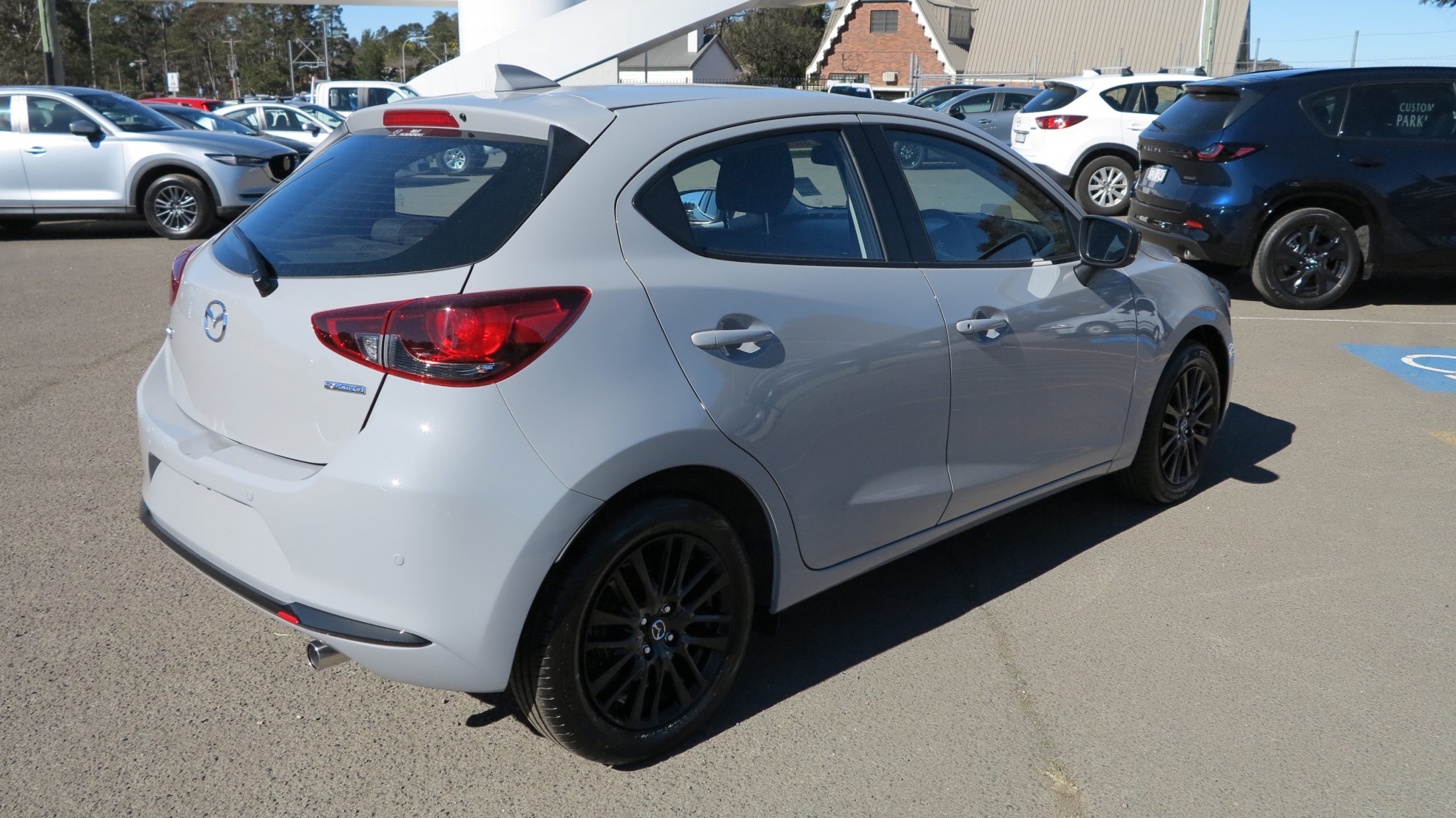 2026 Mazda 2 G15 Evolve Hatchback 5dr SKYACTIV-Drive 6sp 1.5i - Image 2