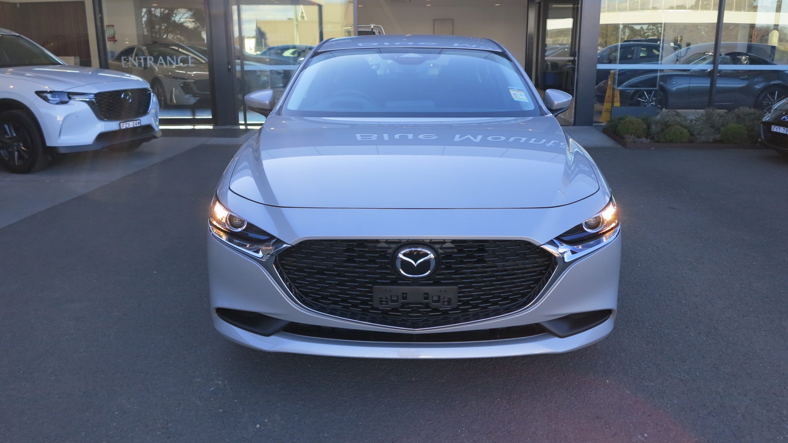 2026 Mazda 3 G20 Evolve Sedan 4dr SKYACTIV-Drive 6sp 2.0i - Image 6