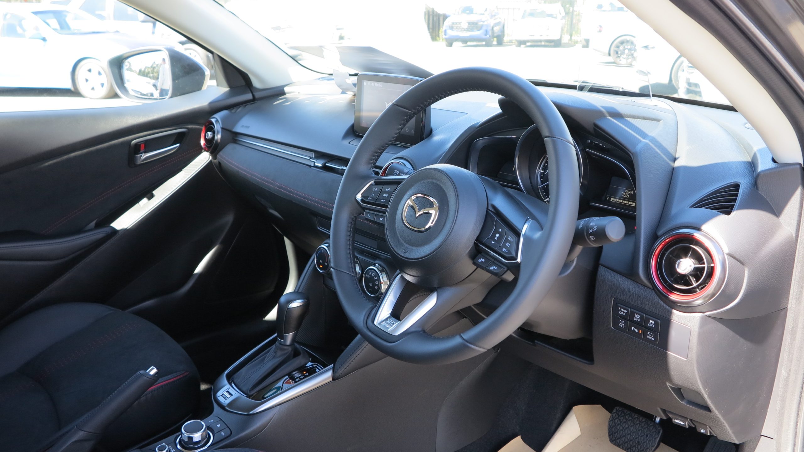 2025 Mazda 2 G15 GT Hatchback 5dr SKYACTIV-Drive 6sp 1.5i - Image 3