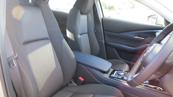 2025 Mazda CX-30 G20 Pure Wagon SKYACTIV-Drive 6sp 2.0i - Image 6