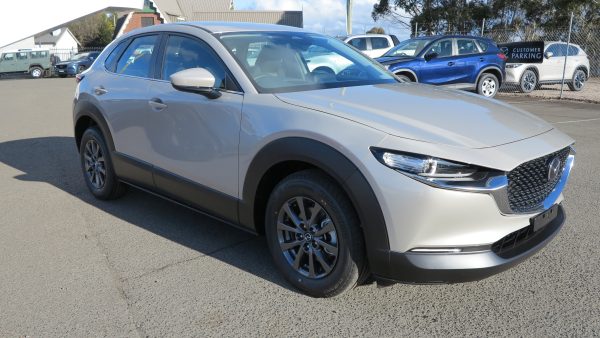 2025 Mazda CX-30 G20 Pure Wagon SKYACTIV-Drive 6sp 2.0i - Image 4