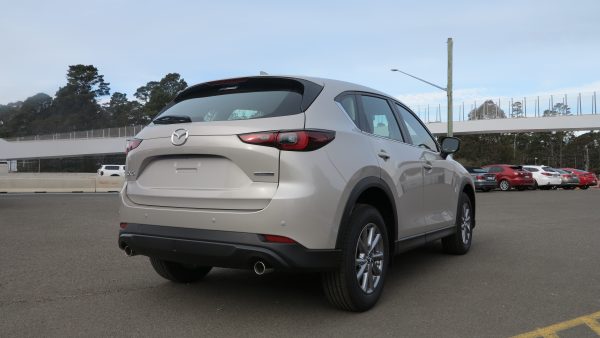 2025 Mazda CX-5 G20 Maxx Wagon SKYACTIV-Drive 6sp FWD 2.0i - Image 2