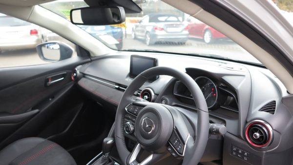 2025 Mazda 2 G15 GT Hatchback SKYACTIV-Drive 6sp 1.5i - Image 3