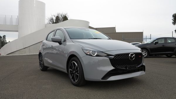 2025 Mazda 2 G15 GT Hatchback SKYACTIV-Drive 6sp 1.5i - Image 4