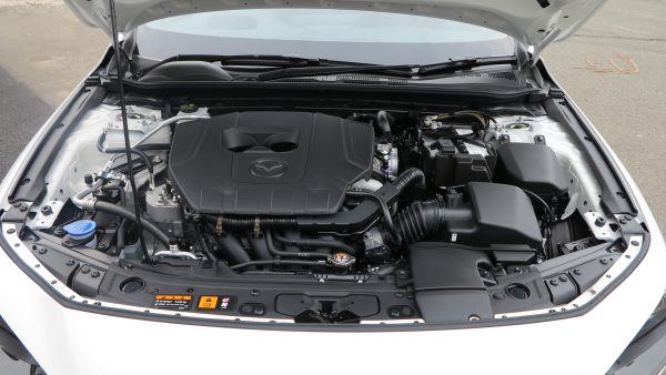 2025 Mazda 3 G20 Pure Hatchback SKYACTIV-Drive 6sp 2.0i - Image 9