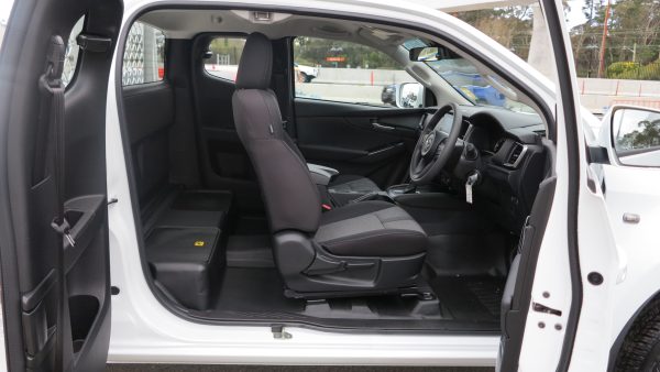 2025 Mazda BT-50 XT Freestyle Cab Chassis Auto 6SP 4×4 3.0DT - Image 9