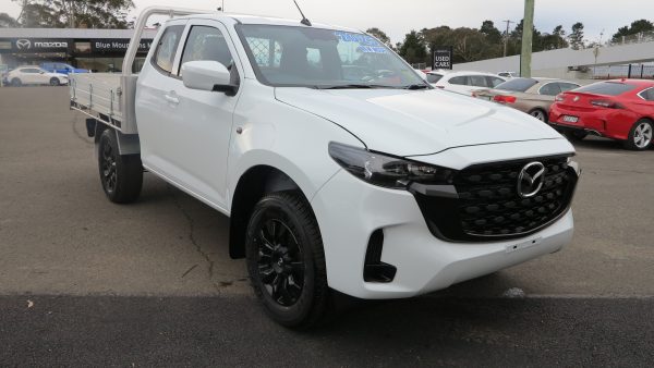 2025 Mazda BT-50 XT Freestyle Cab Chassis Auto 6SP 4×4 3.0DT - Image 4