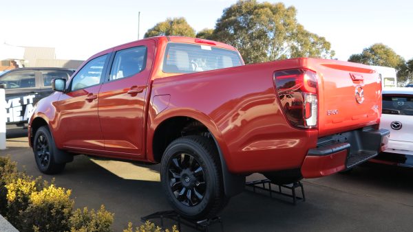 2025 Mazda BT-50 XT Utility Dual Cab 4dr Auto 6sp 4x4 3.0DT - Image 2