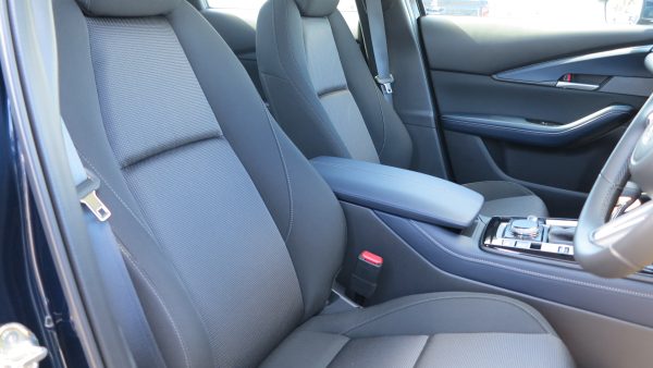 2025 Mazda CX-30 G20 Pure Wagon SKYACTIV-Drive 6sp 2.0i - Image 7