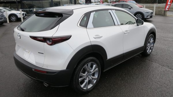 2025 Mazda CX-30 G20 Touring Wagon SKYACTIV-Drive 6sp 2.0i - Image 2