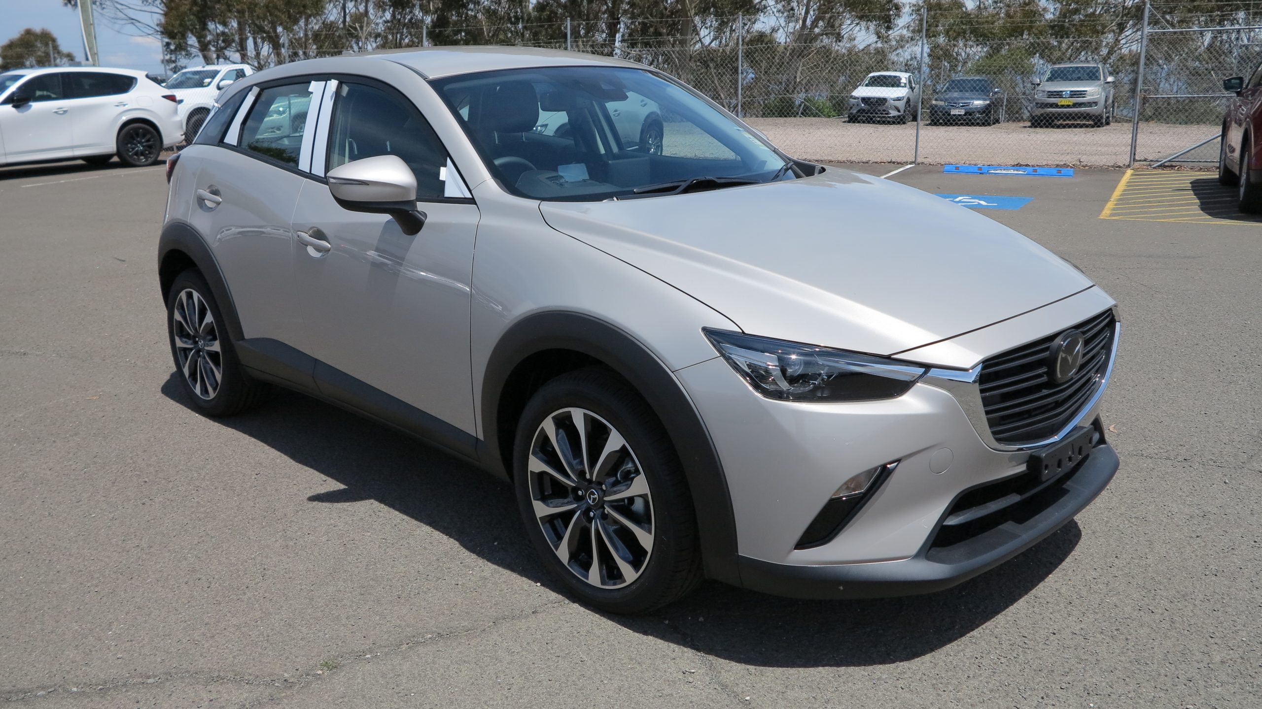 2025 Mazda CX-3 G20 Pure Wagon SKYACTIV-Drive 6sp FWD 2.0i - Image 4
