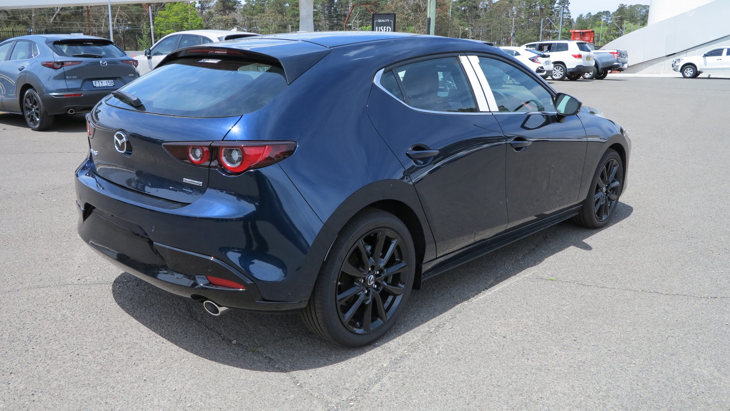 2025 Mazda 3 G25 Astina Hatchback 5dr SKYACTIV-Drive 6sp 2.5i - Image 2