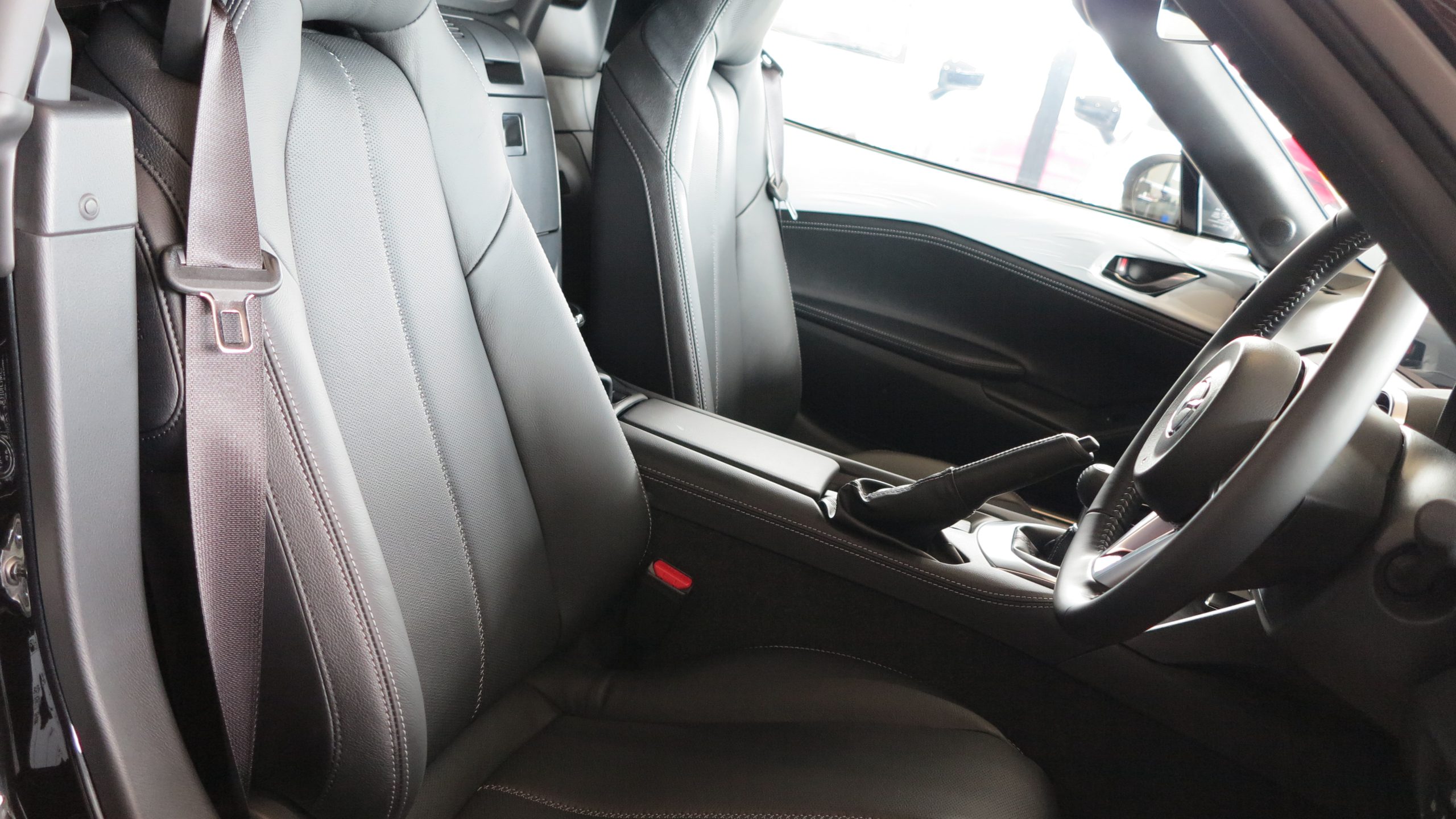 2025 Mazda MX-5 G20 GT RS Roadster 2dr SKYACTIV-MT 6sp 2.0i - Image 8